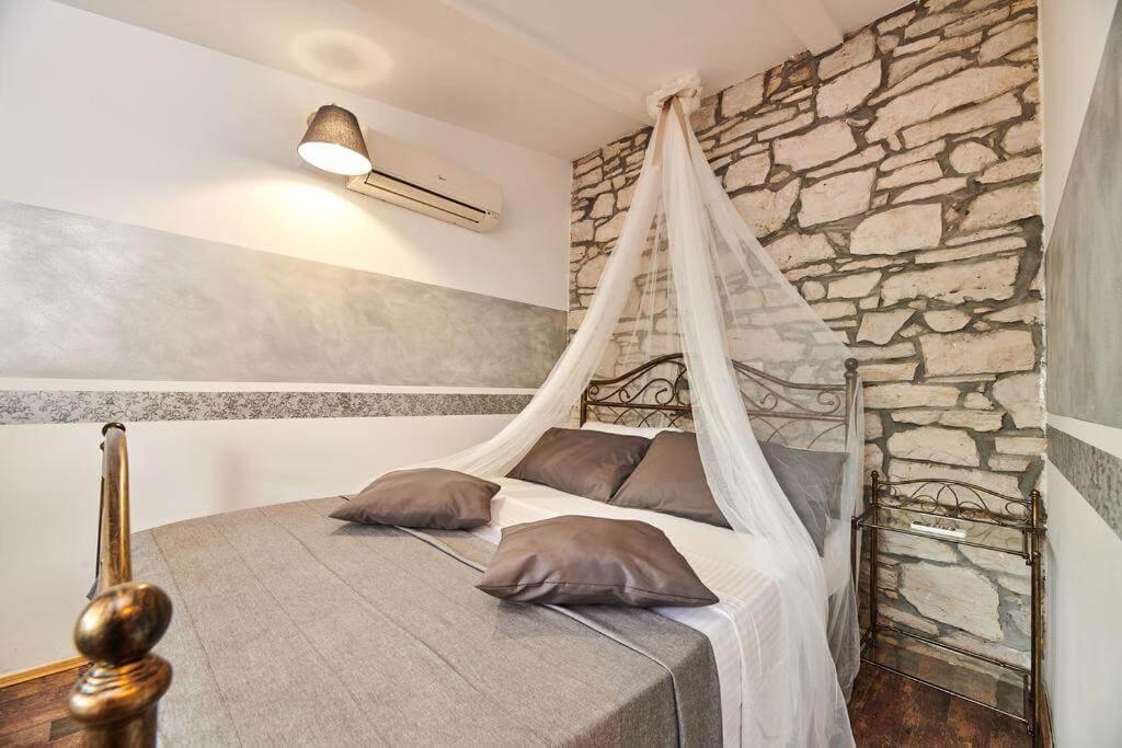 Rooms Konoba Pjero Buje Extérieur photo